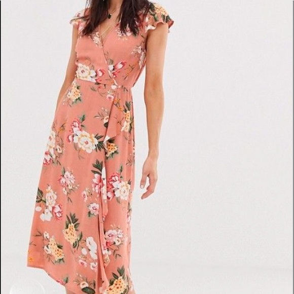 Band of Gypsies Dresses & Skirts - 🎉HP🎉 NWT Band of Gypsies Long Floral Dress